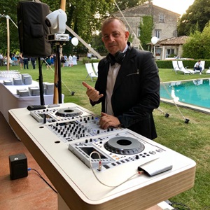 DJ Jean-Marc C, un loueur de matériel sono à Sète
