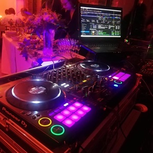 Dj, un déejay à Rouen