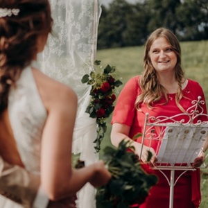 Alice, un décorateur spécialisé en mariage à Montdidier