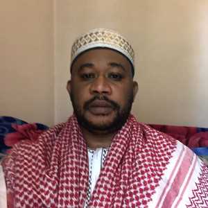 MAÎTRE SOUGA-MARABOUT GUÉRISSEUR , un maître de cérémonie à Aubusson