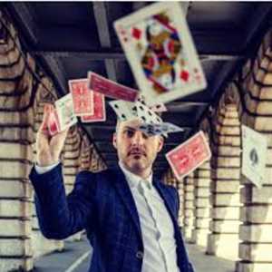 Steve, un magicien de mariage à Étampes