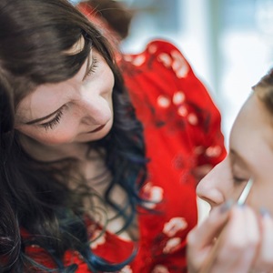 Violette Sucrée maquilleuse, un animateur de soirée à Troyes