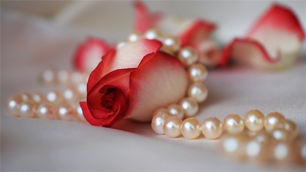 Les astuces pour bien porter votre collier de perles??
