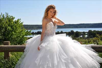 Photo Robe de mariage n°23 dans le département 13 par LES MARIEES DE PROVENCE